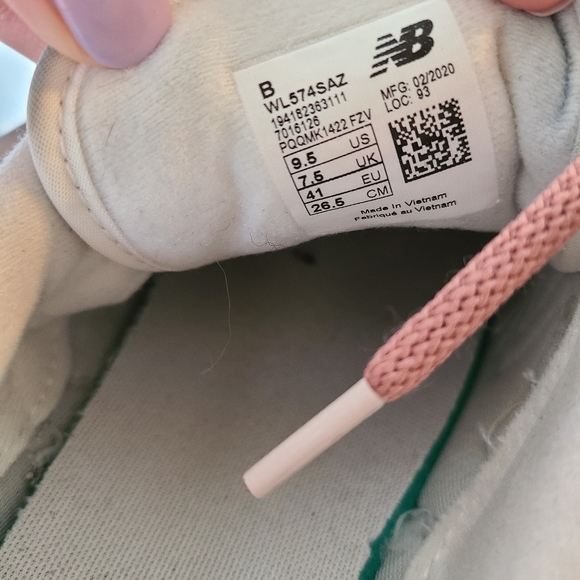 ♡Womans new Balance WL574SAZ size 9.5 (lightpink)♡ - Picture 12 of 14